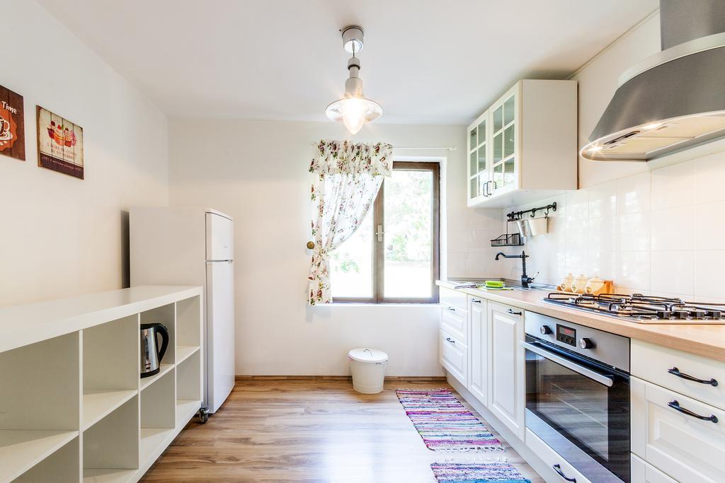 Apartments Oskar Баньоле Екстериор снимка
